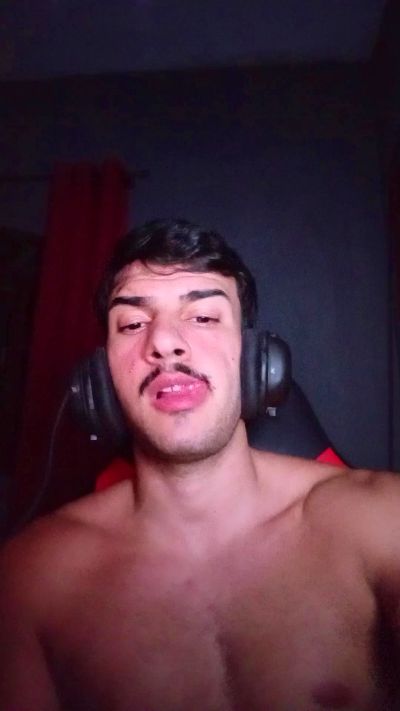 robsonhaha live cam on Cam4