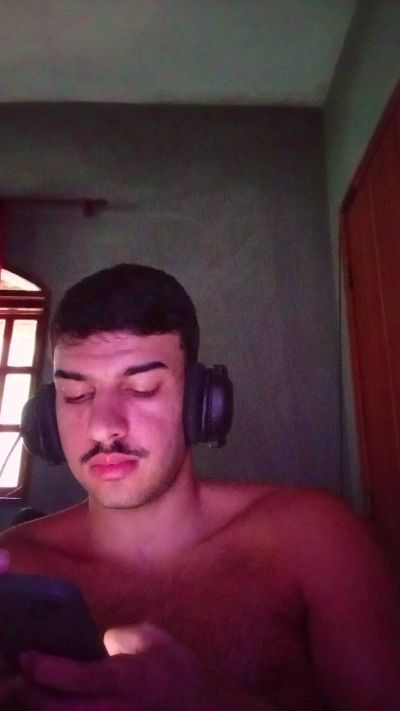 robsonhaha live cam on Cam4