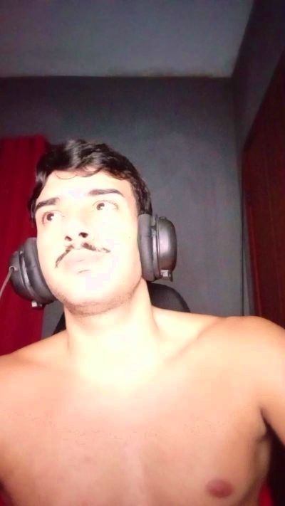 robsonhaha live cam on Cam4