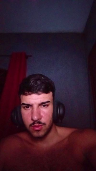 robsonhaha live cam on Cam4