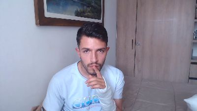 rocazeus live cam on Cam4