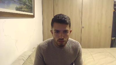 rocazeus live cam on Cam4