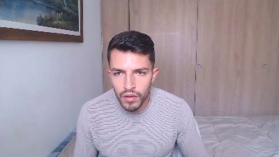 rocazeus live cam on Cam4