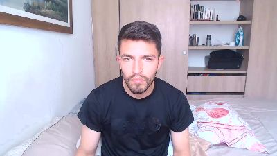 rocazeus live cam on Cam4