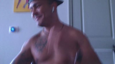 rocco846 live cam on Cam4