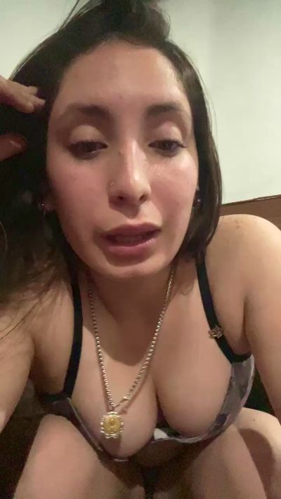 rochi2 live cam on Cam4