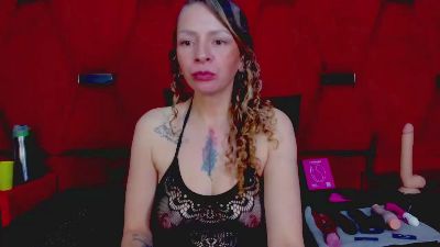rochi_cooper live cam on Cam4