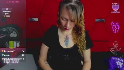 rochi_cooper live cam on Cam4