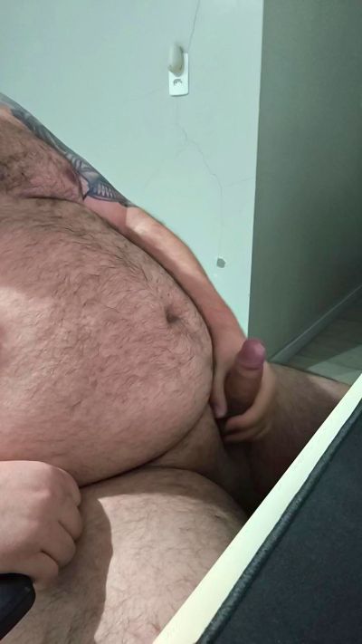 rod_urso live cam on Cam4