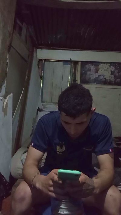 rodri671 live cam on Cam4