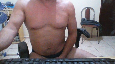 rogeris003 live cam on Cam4