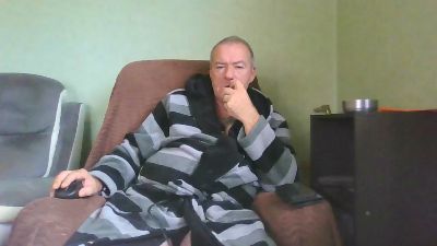 rogue47550 live cam on Cam4
