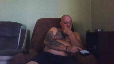 rogue47550 live cam on Cam4