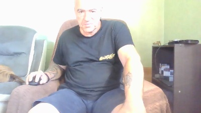 rogue47550 live cam on Cam4
