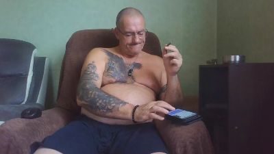 rogue47550 live cam on Cam4
