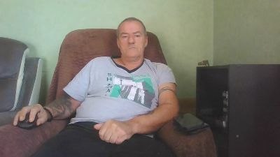 rogue47550 live cam on Cam4