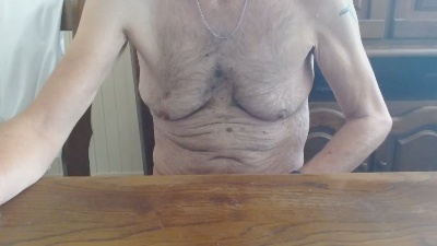 roland024 live cam on Cam4