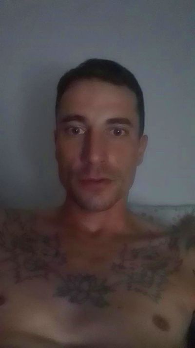 roludoogato live cam on Cam4