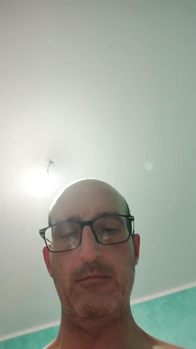 romanovoglio live cam on Cam4