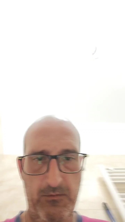 romanovoglio live cam on Cam4