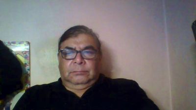 romeoron70 live cam on Cam4
