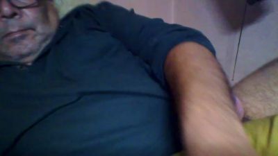 romeoron70 live cam on Cam4