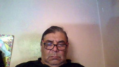 romeoron70 live cam on Cam4