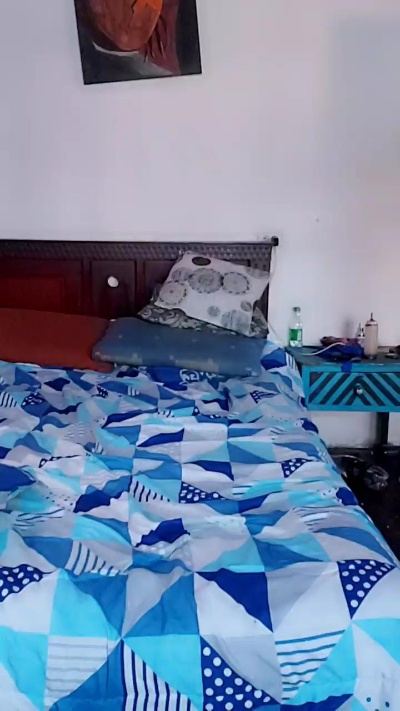romi_sexdoll live cam on Cam4