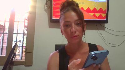 romilinda2 live cam on Cam4