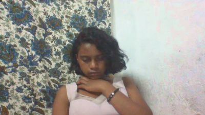 rominahxxx live cam on Cam4