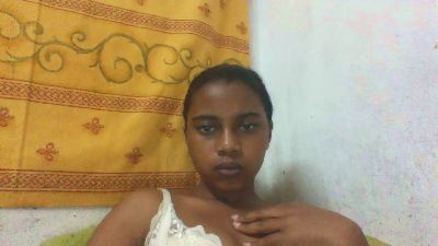 rominahxxx live cam on Cam4