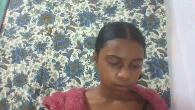 rominahxxx live cam on Cam4