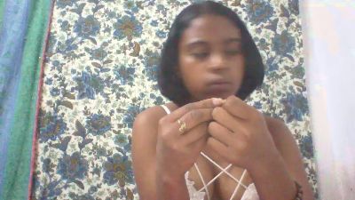 rominahxxx live cam on Cam4