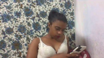 rominahxxx live cam on Cam4