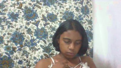 rominahxxx live cam on Cam4