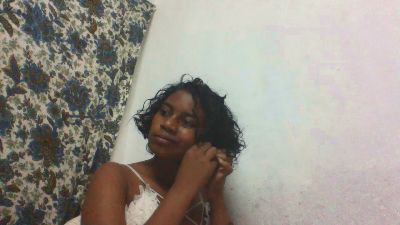 rominahxxx live cam on Cam4