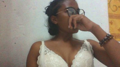 rominahxxx live cam on Cam4