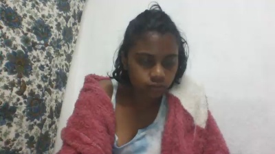rominahxxx live cam on Cam4