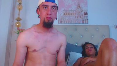 rommen_n_zoe live cam on Cam4
