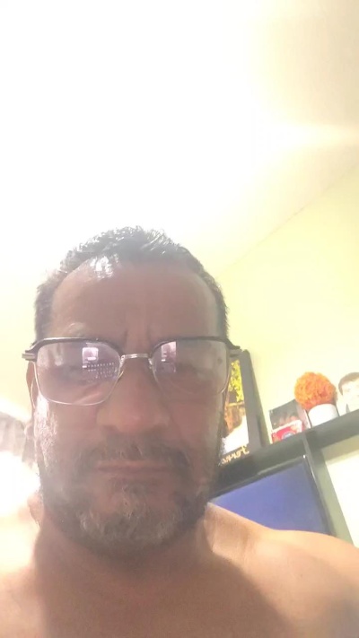 roncoratonm2 live cam on Cam4