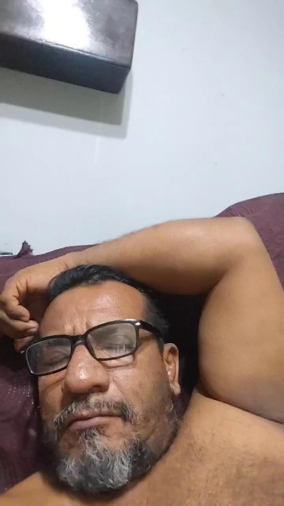 roncoratonm2 live cam on Cam4