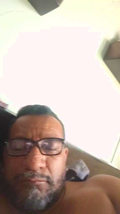 roncoratonm2 live cam on Cam4