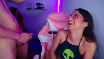 room_kiitty live cam on Cam4