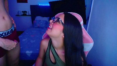 room_kiitty live cam on Cam4