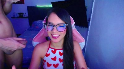 room_kiitty live cam on Cam4