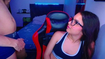 room_kiitty live cam on Cam4