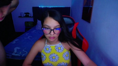 room_kiitty live cam on Cam4
