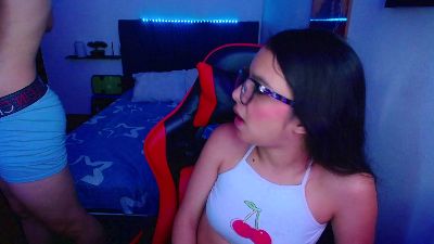 room_kiitty live cam on Cam4