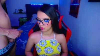 room_kiitty live cam on Cam4