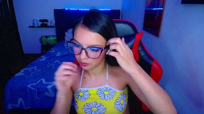 room_kiitty live cam on Cam4